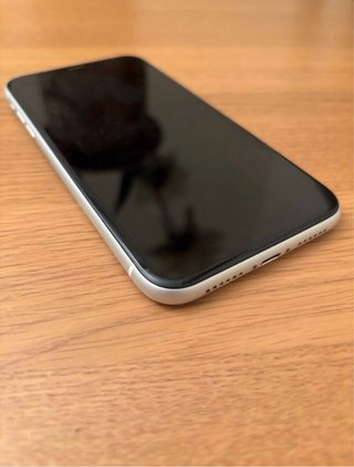 iPhone XR Apple