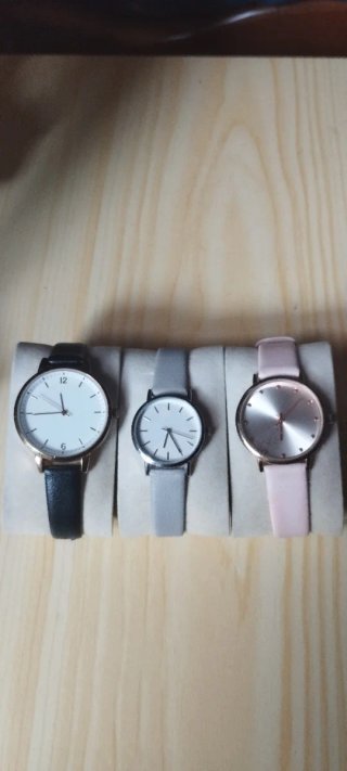 Relojes de vestir para mujer .se vende los tres