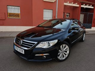 Volkswagen Passat CC 2011