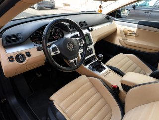 Volkswagen Passat CC 2011