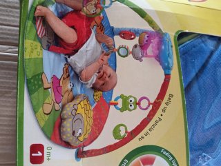 Manta de juegos para bebé con MP3