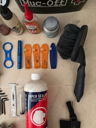 Kit Limpieza Reparación y Engrase Bicicleta