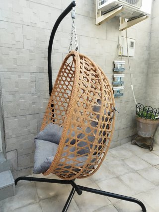 Silla Colgante Ratán y Cojines Grises