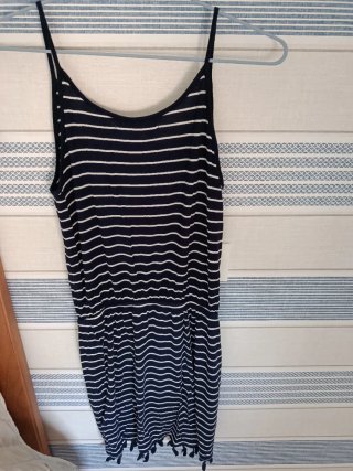 Vestido de piscina a rayas