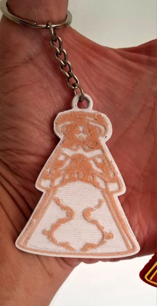 Llavero Virgen del Rocío Pastora impresos en 3D