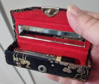Porta labial tela estampado oriental