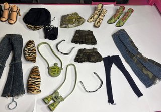 Completa tus muñecas BRATZ safari (leer anuncio)