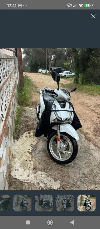 Honda SH 125  Scooter Blanca del 2018 con 35.000km