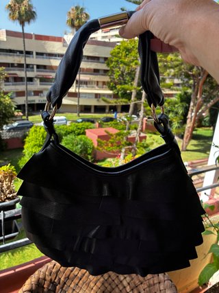 Bolso YSL Sac S.Tropez Piel Negro.
