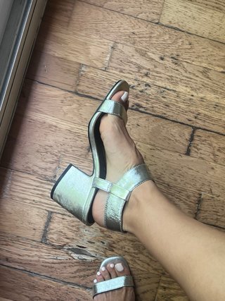 Sandalias Uterqüe plateadas tacón bloque
