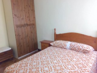 Se alquila piso en calle Miguel de Prado 75m²