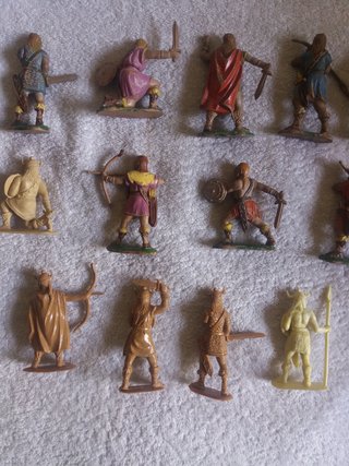 LOTE FIGURAS GOMA PLÁSTICO VIKINGOS JECSAN