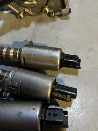 Una pieza Válvulas Solenoides Coche V7587760 80-0
