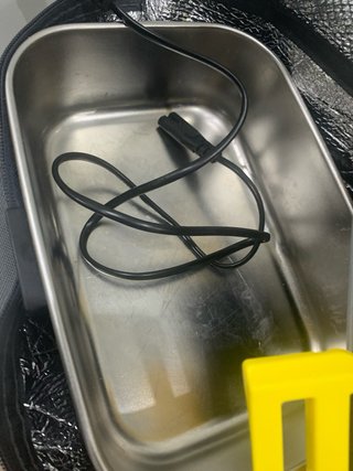 Fiambrera eléctrica gris