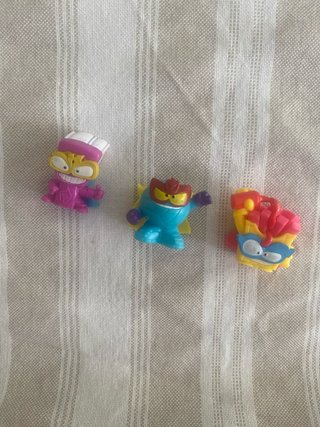 3 Figuras Superthings