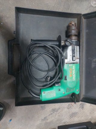 Taladro Eléctrico Hitachi VTP-18