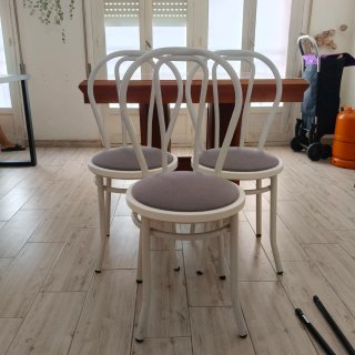 Mesa de comedor extensible y 3 sillas