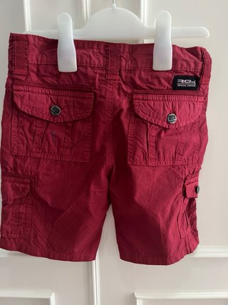 Pantalón corto rojo talla 4 sin estrenar