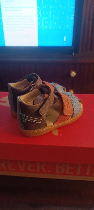 Sandalias infantiles Kickers