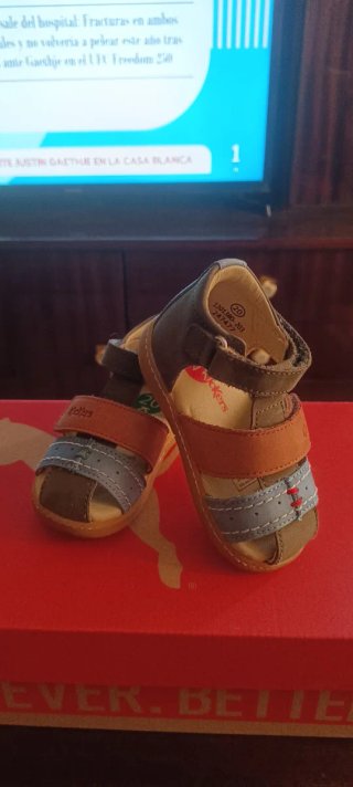 Sandalias infantiles Kickers