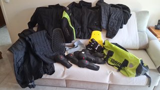 Equipación moto Dainese completa