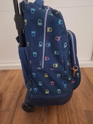 Mochila Benetton con ruedas.