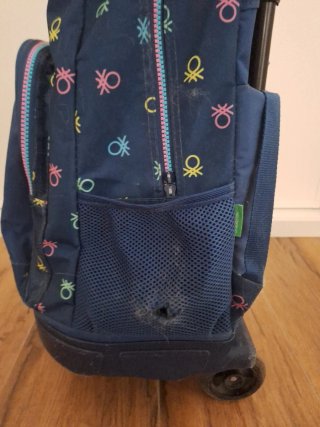 Mochila Benetton con ruedas.