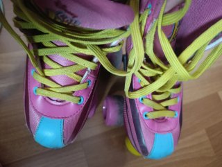 Patines de 4 ruedas infantiles rosas
