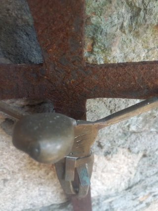 Crucifijo artístico hierro y bronce