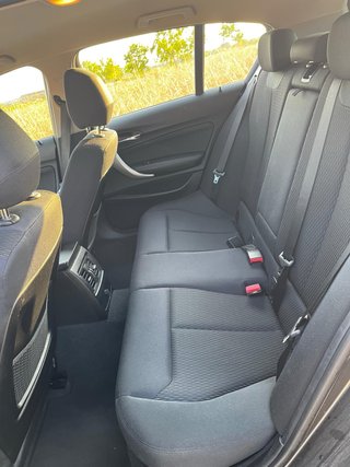 BMW 118dA 143cv Automático 8 Vel. Navegador Garant