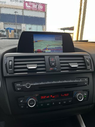 BMW 118dA 143cv Automático 8 Vel. Navegador Garant
