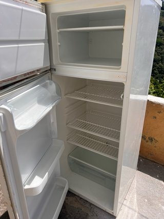 Nevera y congelador Corbero blanco