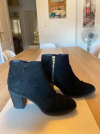 Botines Xti Negros Tacon y botines negros cómodos