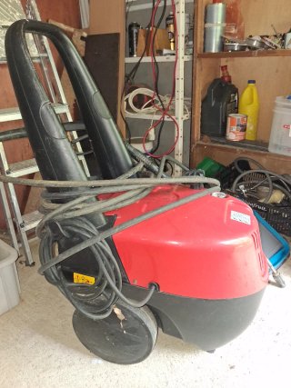 Karcher lanza Hidrolimpiadora Wurth wh130