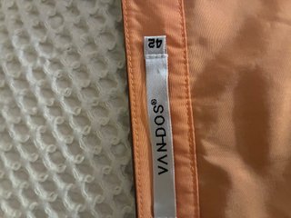 Vestido VAN-DOS marrón y naranja
