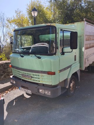 Nissan Ebro L35.09 1993