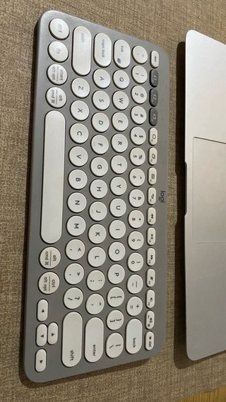 MacBook Air 2017 (A1466) 8GB RAM 500GB