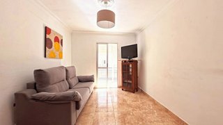 Piso en alquiler en Tres Huertas - El Torrejón - El Cerezo en Sevilla