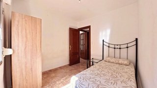 Piso en alquiler en Tres Huertas - El Torrejón - El Cerezo en Sevilla