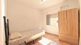 Piso en alquiler en Tres Huertas - El Torrejón - El Cerezo en Sevilla