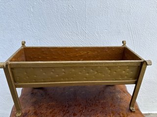 Macetero Forja Dorado con Soporte