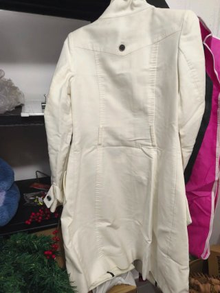Abrigo blanco elegante
