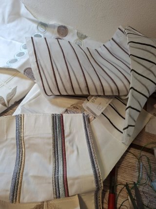 Lote retales bordados