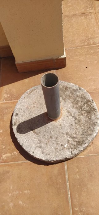 Base para sombrilla de cemento