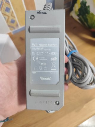 Nintendo Wii + Cable alimentación