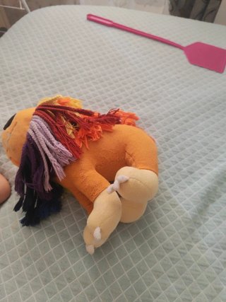 Peluche León Naranja con Melena Arcoíris