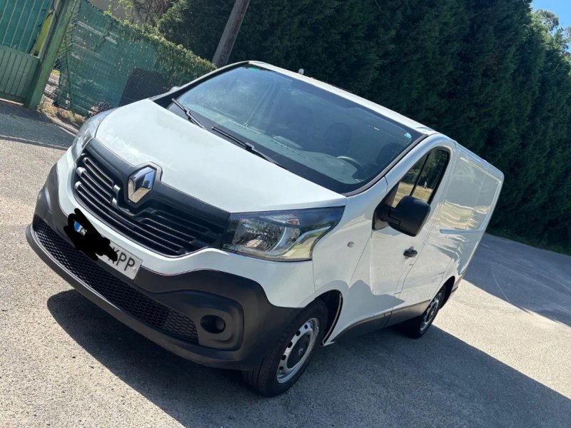 Renault Trafic 2018 - foto 1