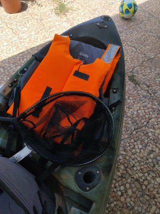 Kayak de pesca con remo