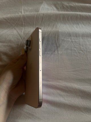 iPhone 16 Pro Max Dorado/Rosa