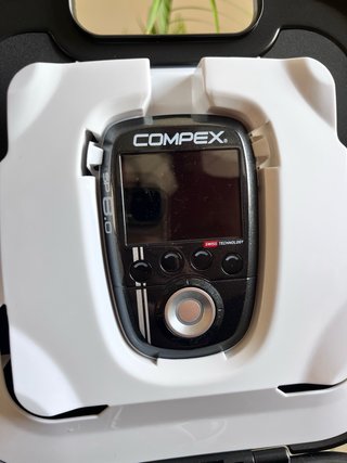 Compex Performance Electroestimulador + Accesorios